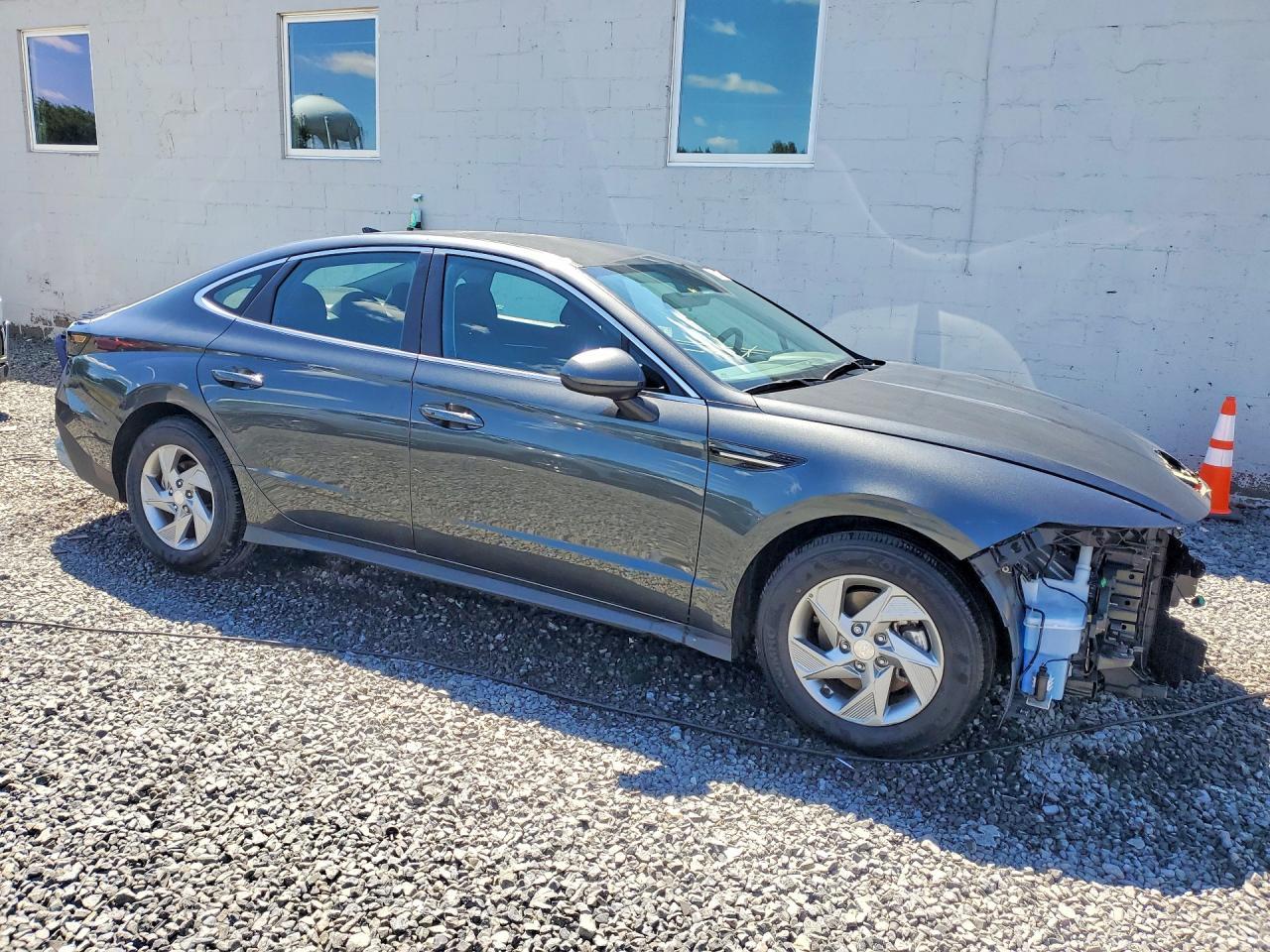 2025 Hyundai Sonata Se - Фото 4