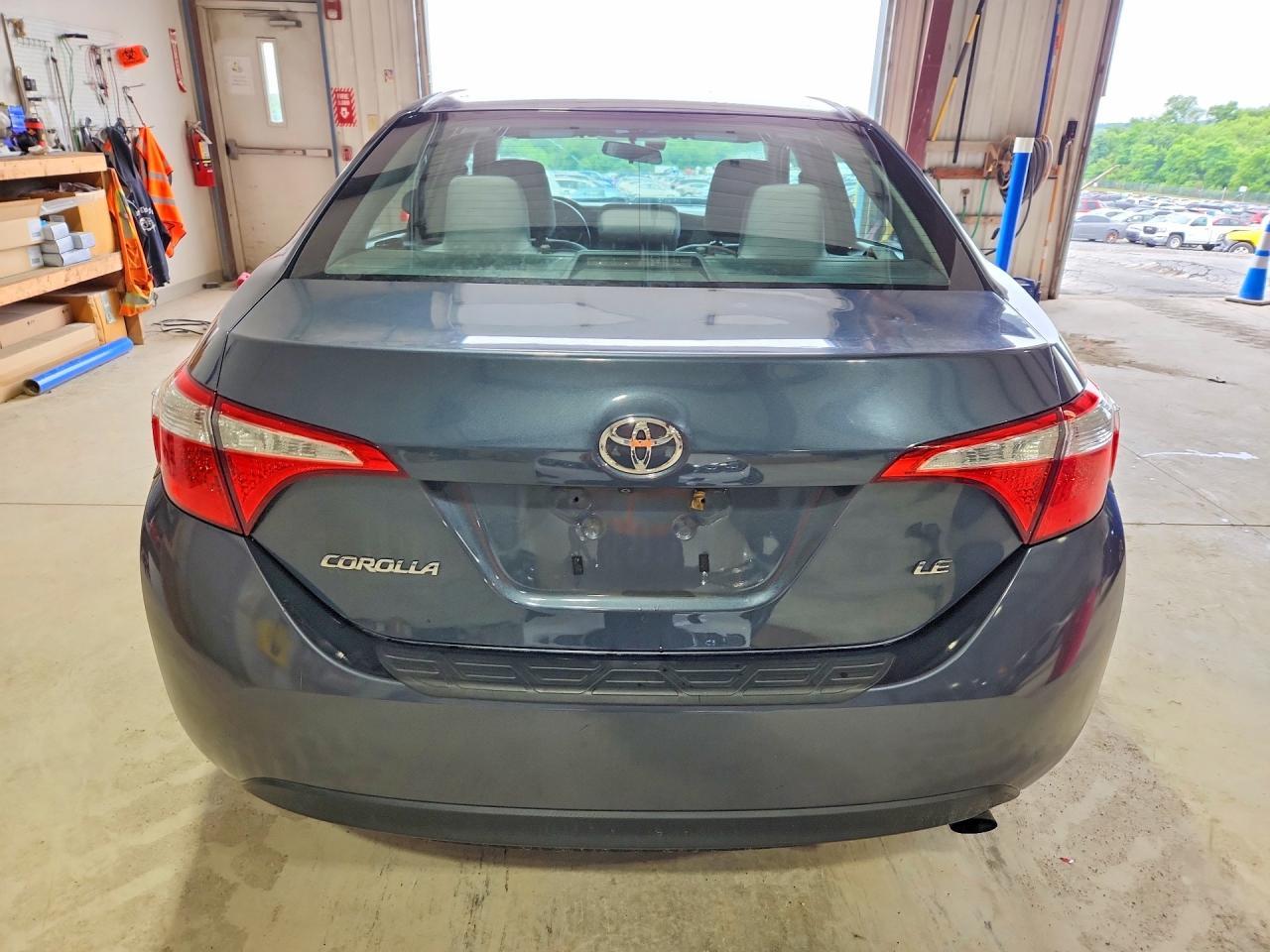 2015 Toyota Corolla Le - Фото 6