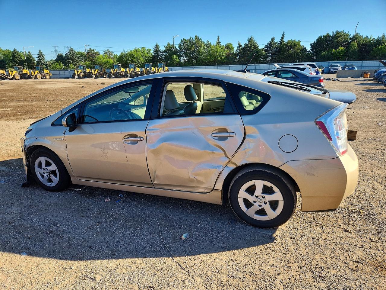 2011 Toyota Prius Four - Фото 2