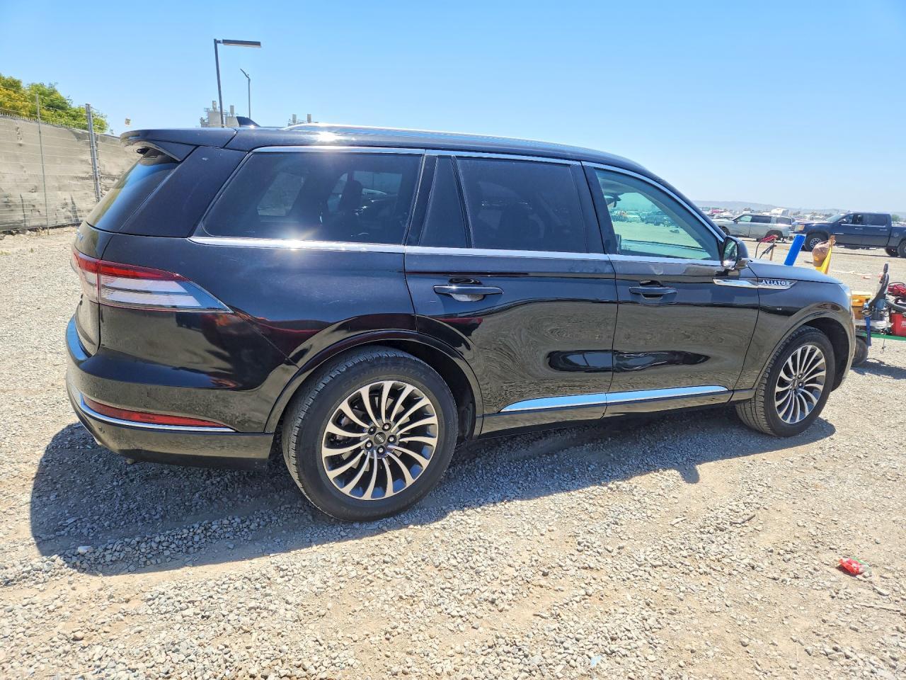 2024 Lincoln Aviator Reserve - Image 3
