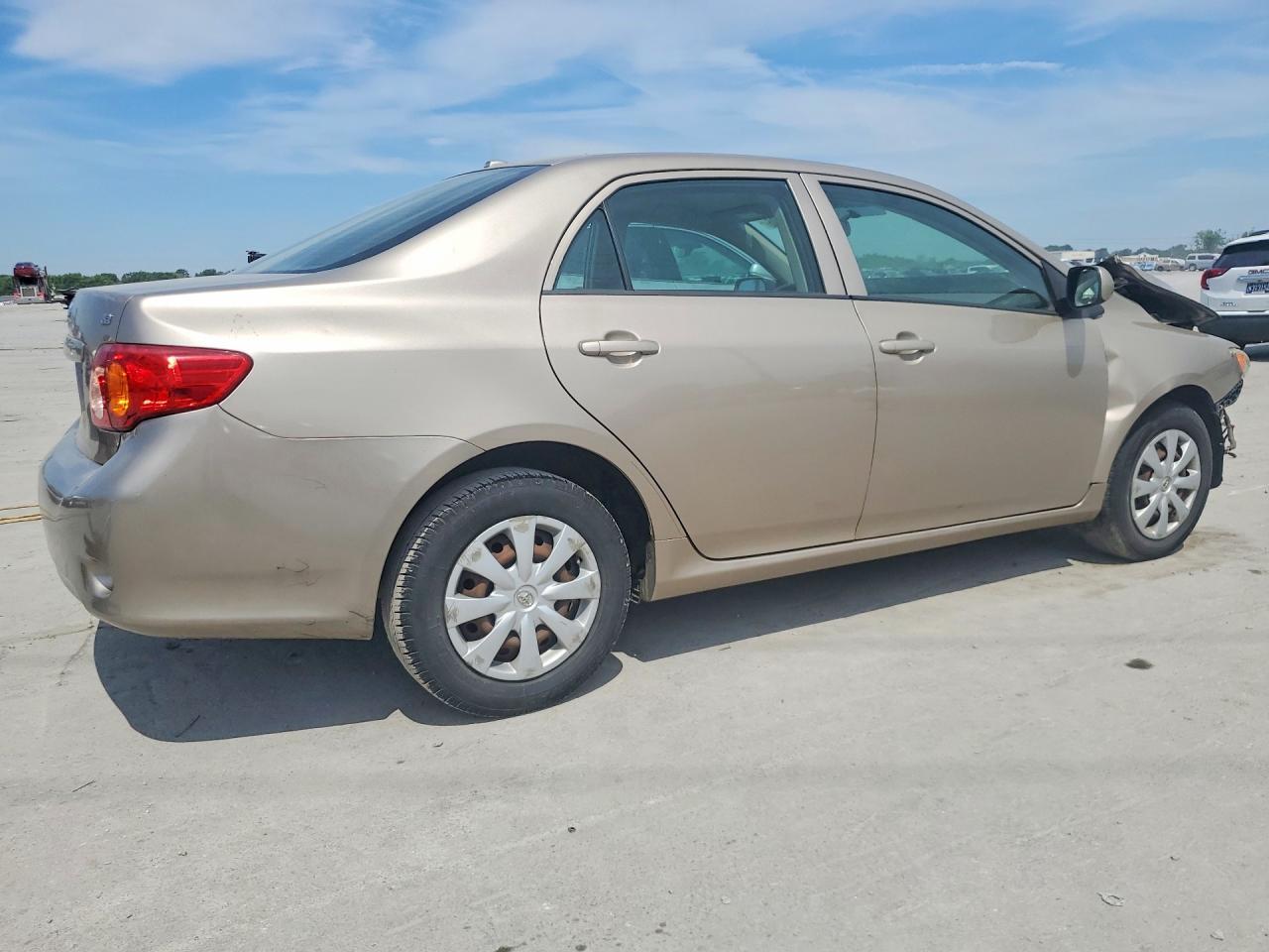 2009 Toyota Corolla Le - Фото 3