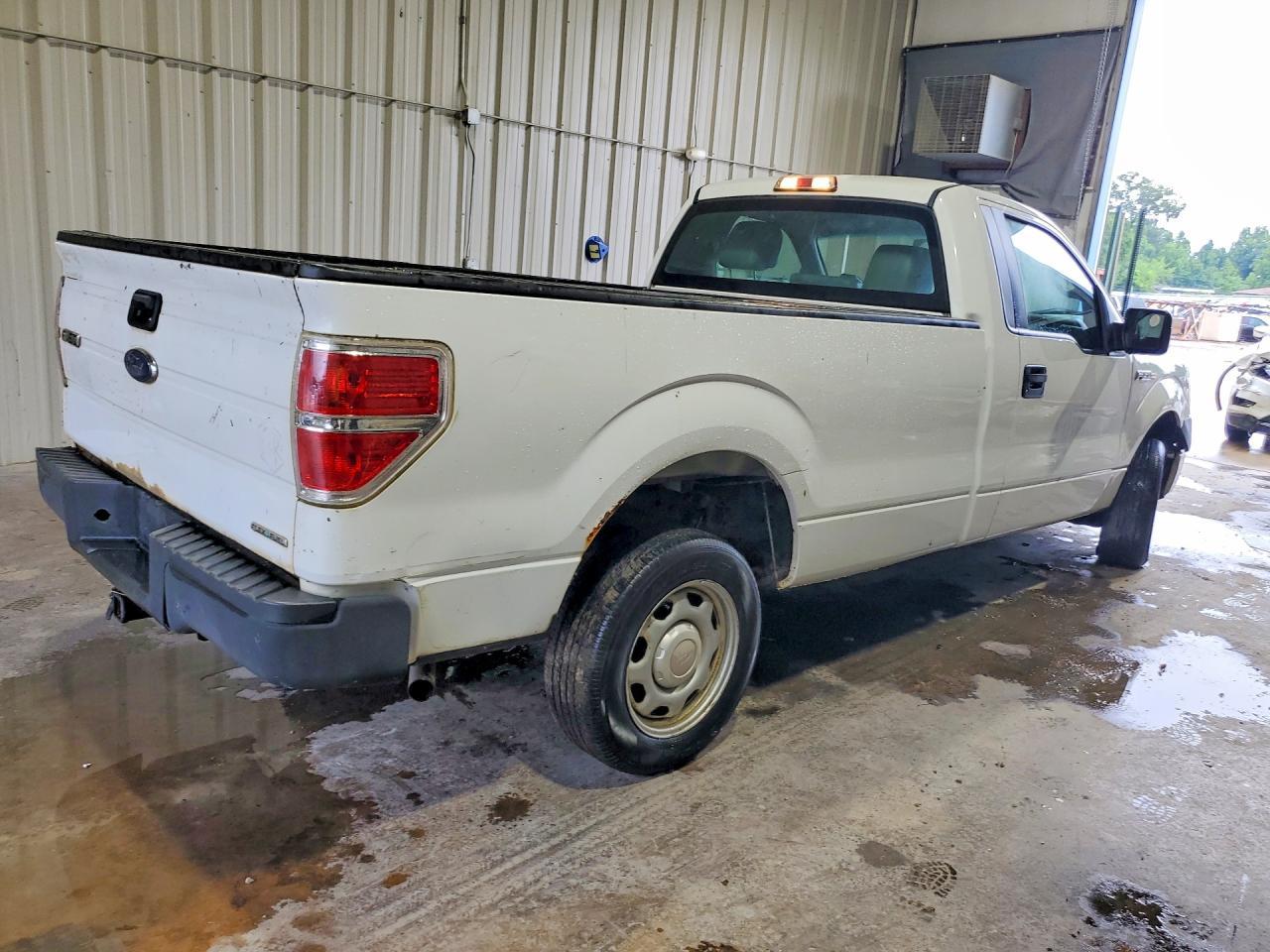 2013 Ford F150 - Фото 3