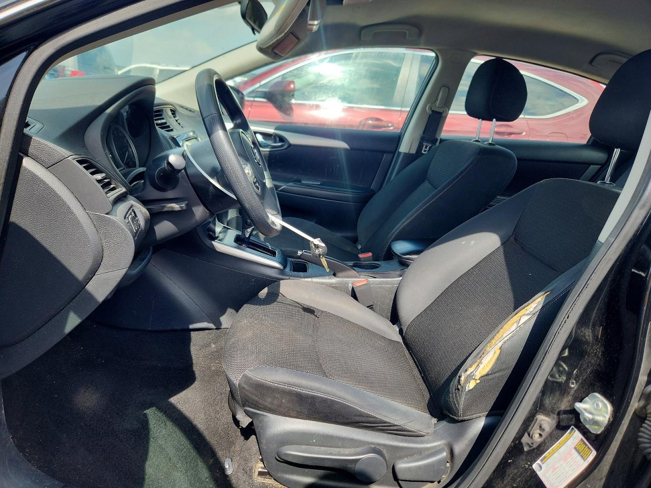2019 Nissan Sentra S - Фото 7