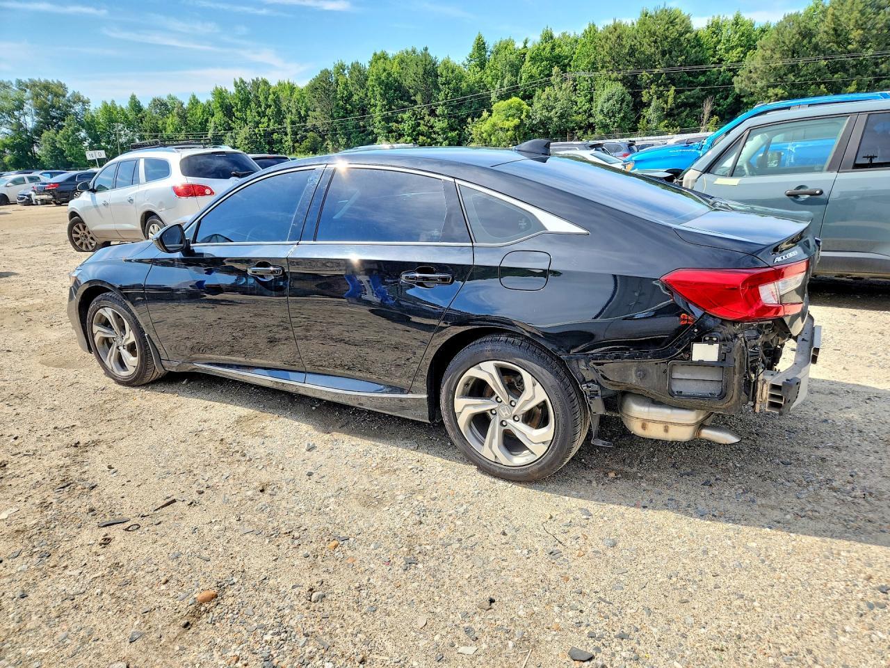 2018 Honda Accord Ex - Image 2