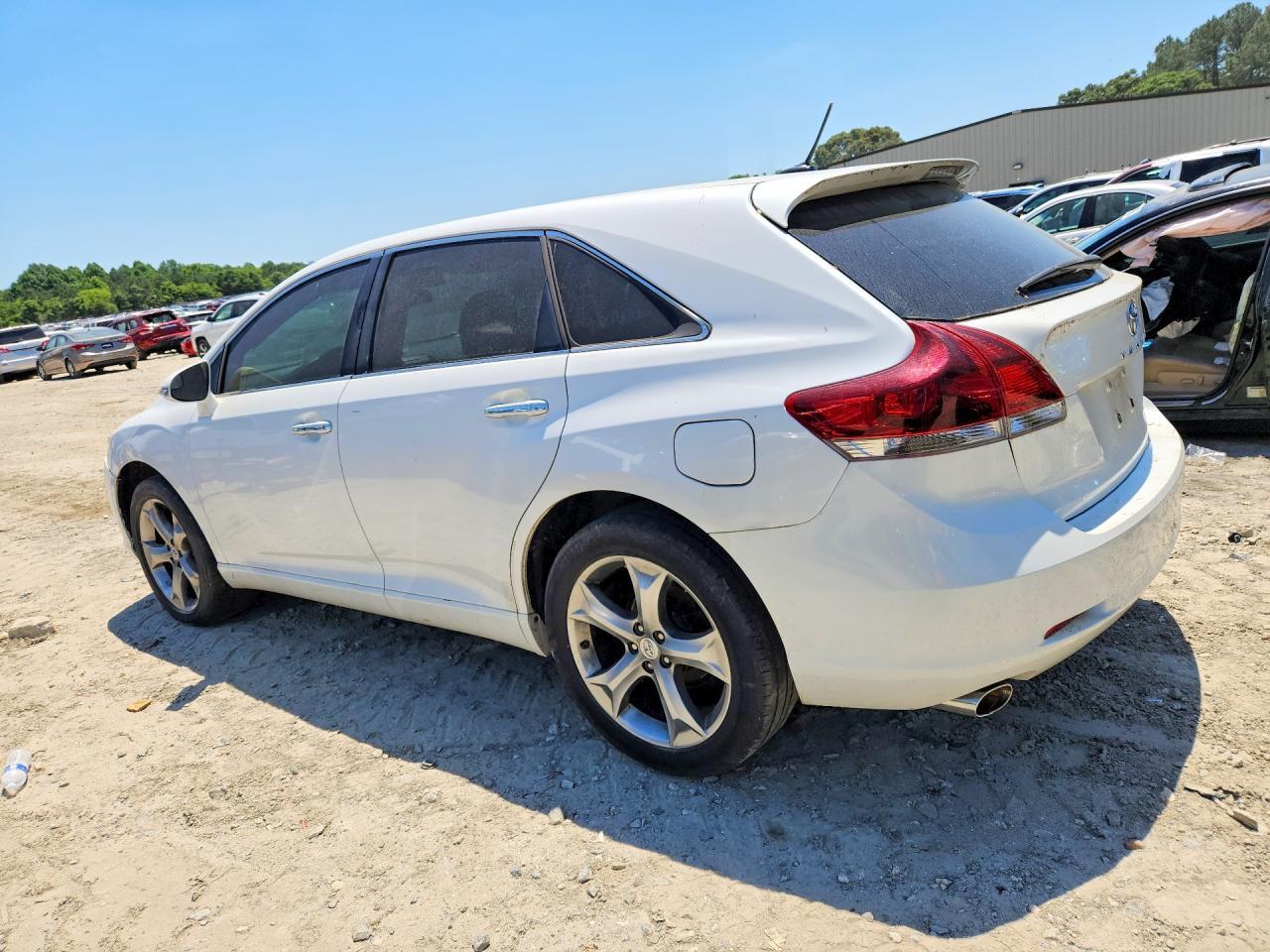 2013 Toyota Venza Xle - Image 2