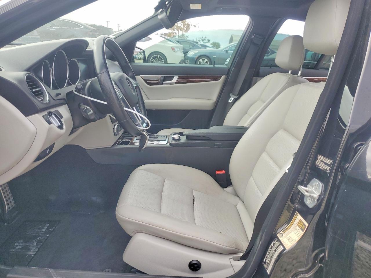 2012 Mercedes-Benz C 250 - Фото 7