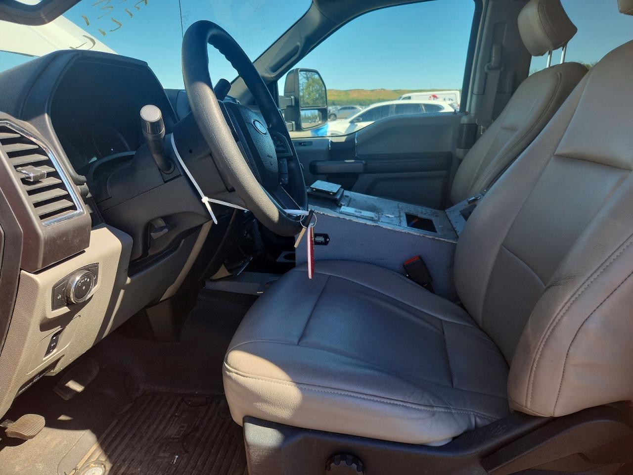 2017 Ford F550 Super Duty - Фото 7