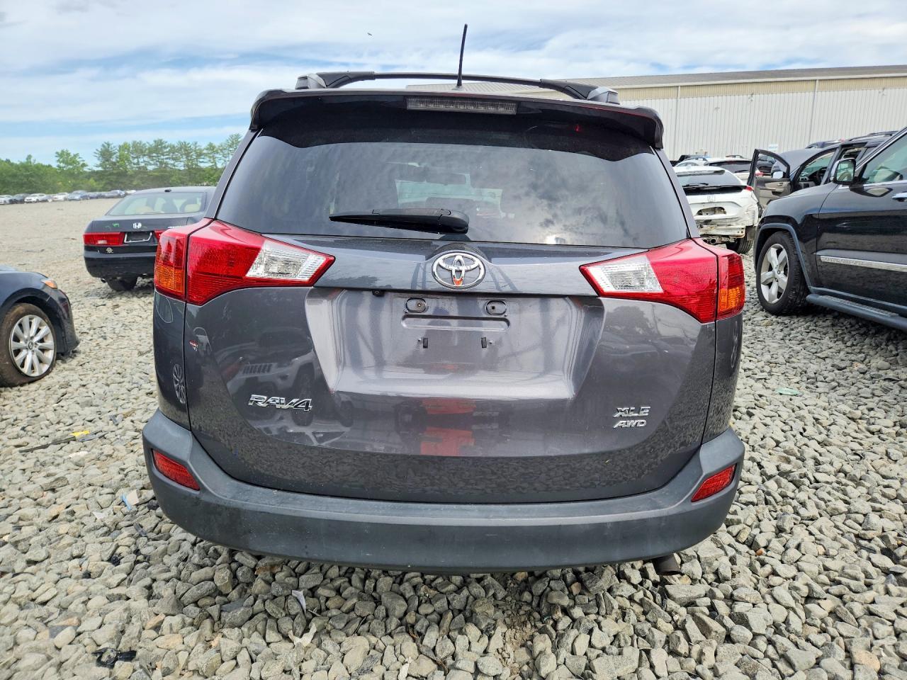 2014 Toyota Rav4 Xle - Image 6