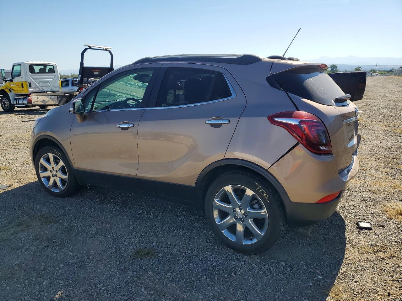 2019 Buick Encore Essence - Фото 2