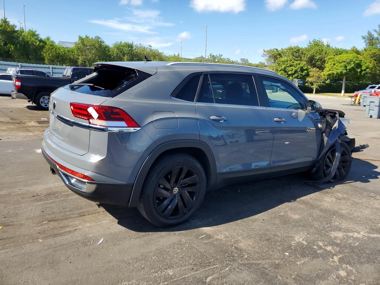 2020 Volkswagen Atlas Cross Sport Se - Фото 3