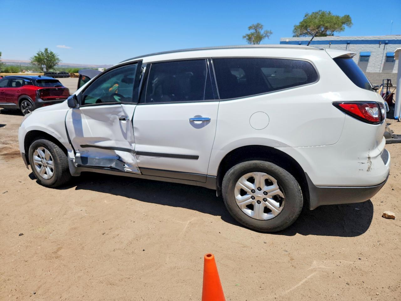 2017 Chevrolet Traverse Ls - Image 2