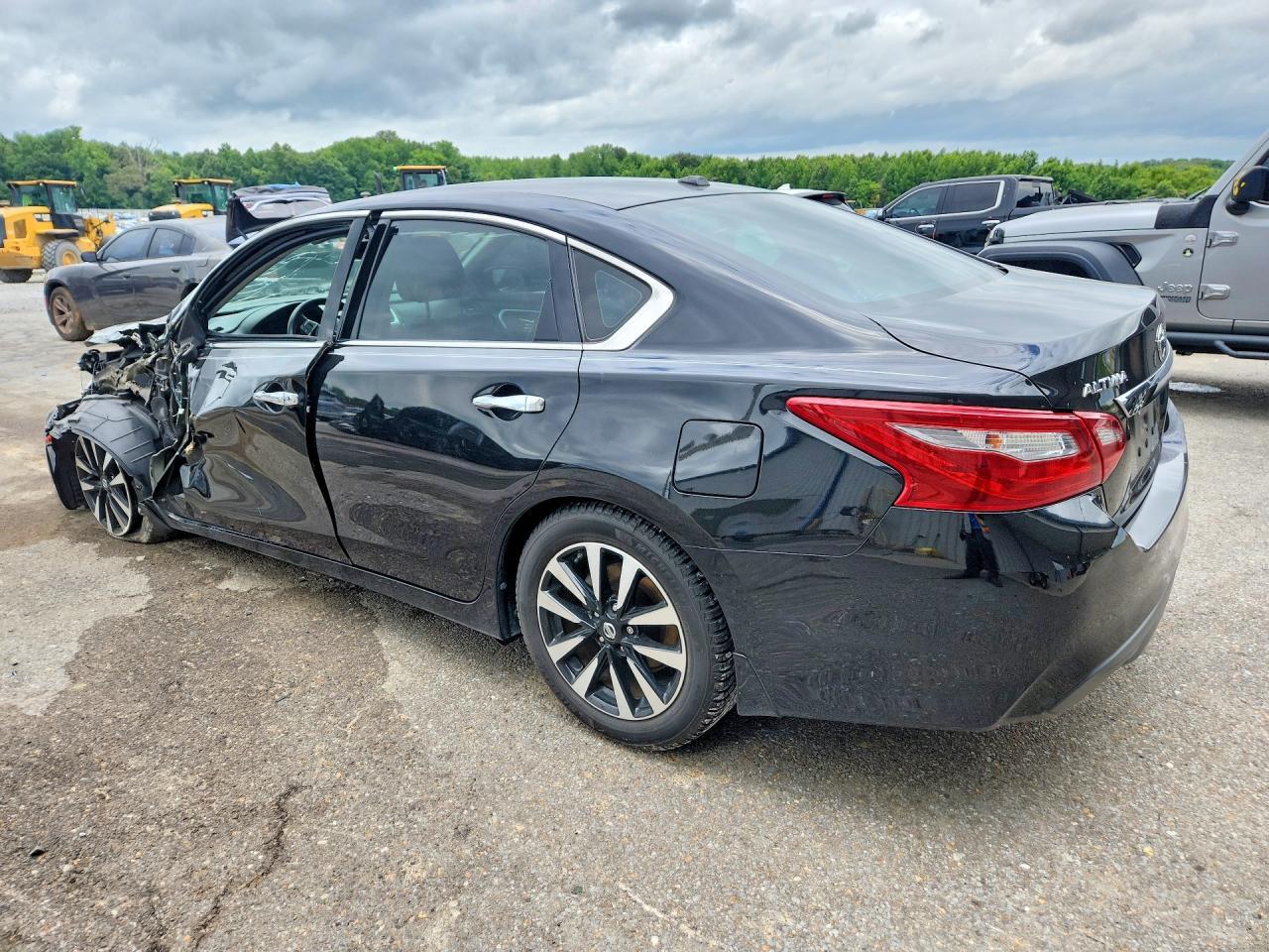 2018 Nissan Altima 2.5 Sl - Image 2