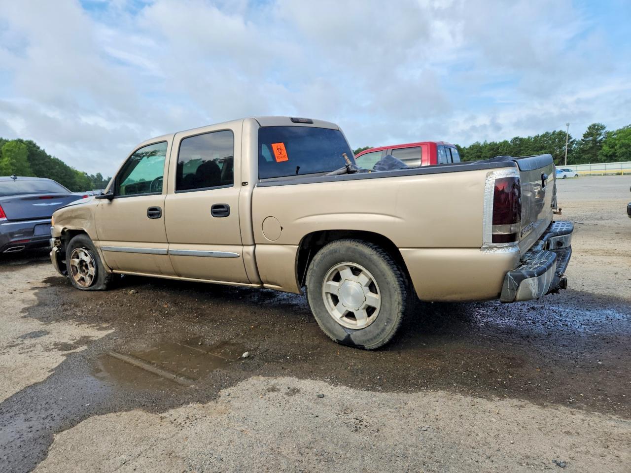 2006 GMC New Sierra C1500 - Фото 2