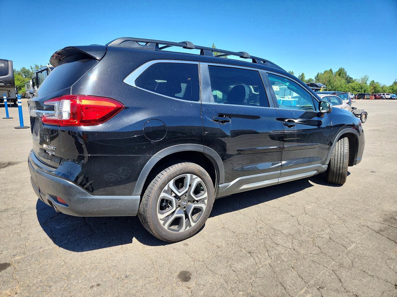2023 Subaru Ascent Limited - Image 3
