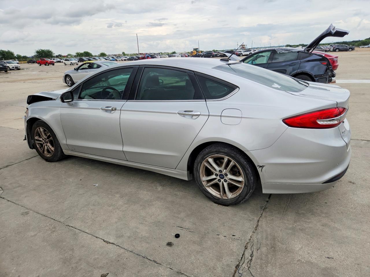 2018 Ford Fusion Se - Фото 2
