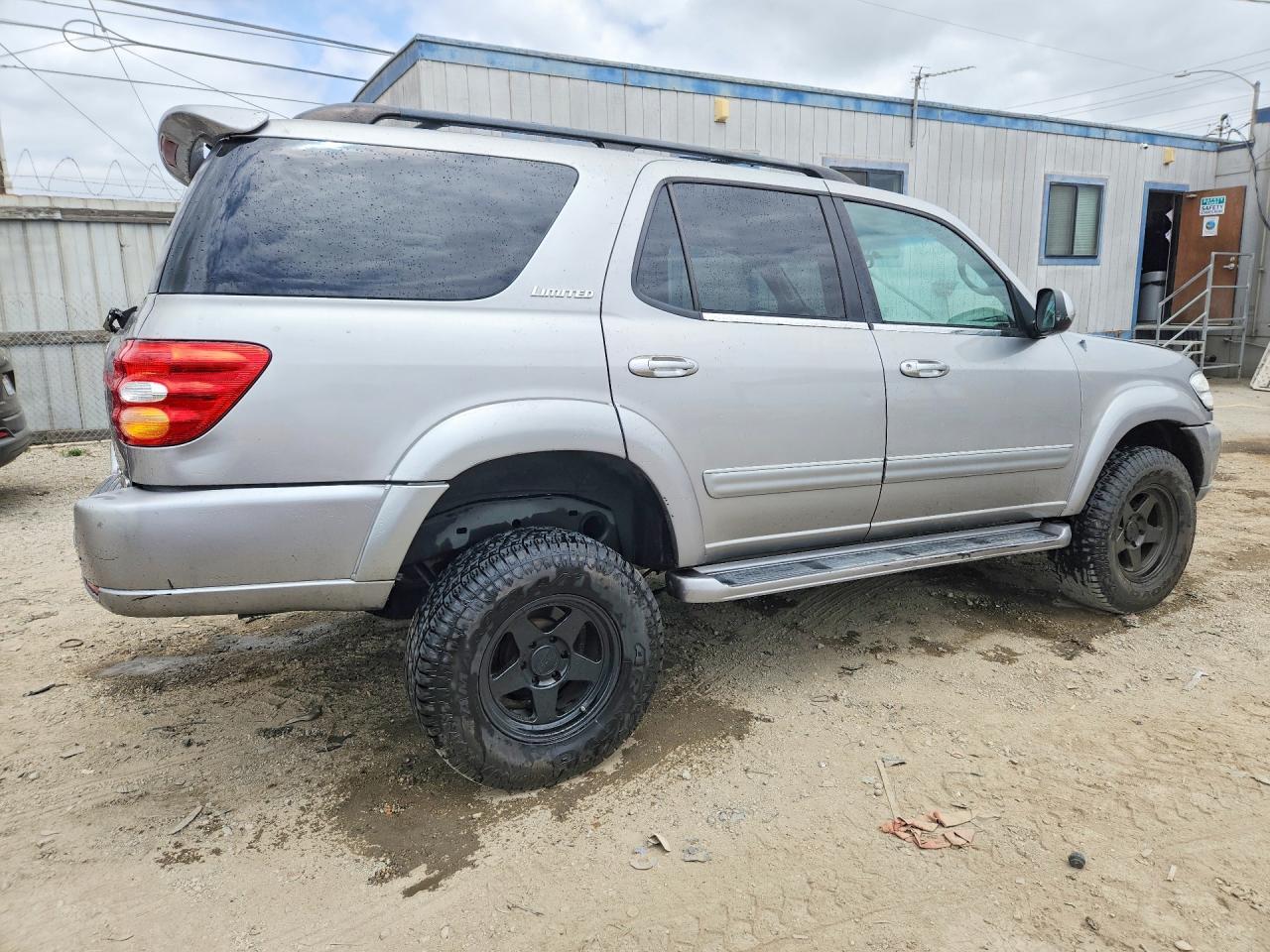 2003 Toyota Sequoia Limited - Фото 3