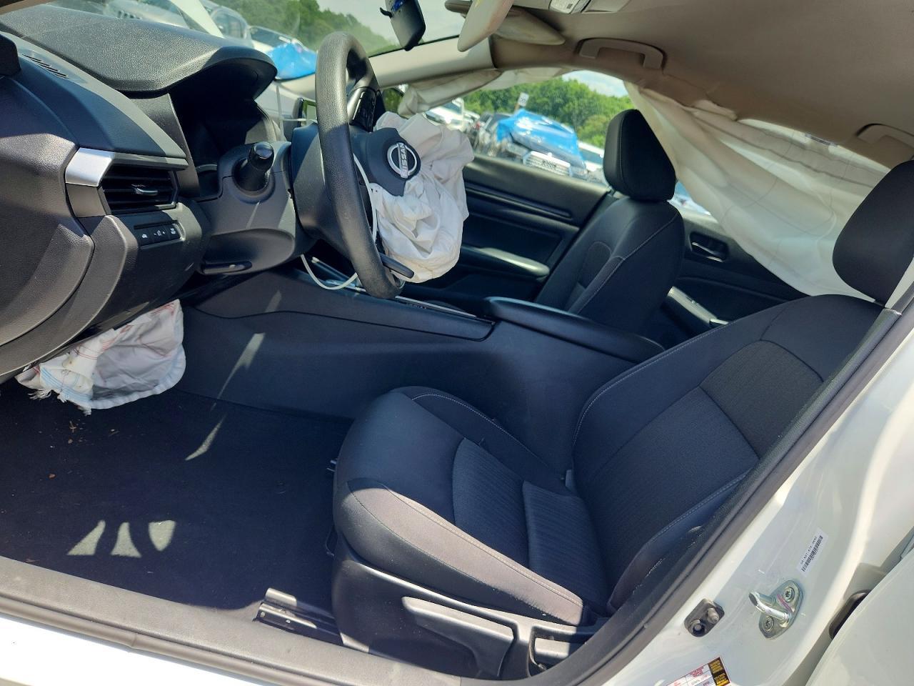 2024 Nissan Altima S - Image 7