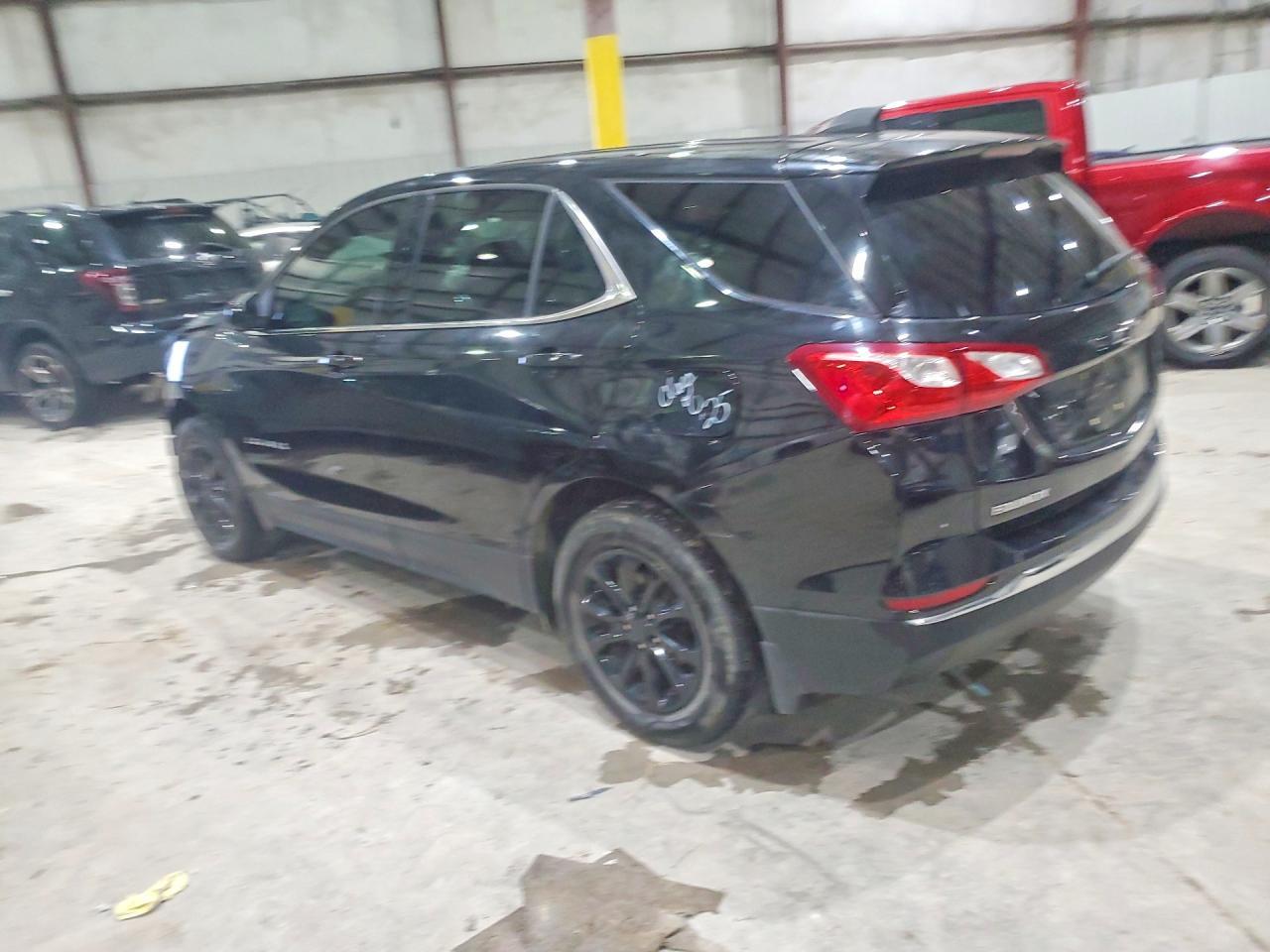 2018 Chevrolet Equinox Lt - Image 2
