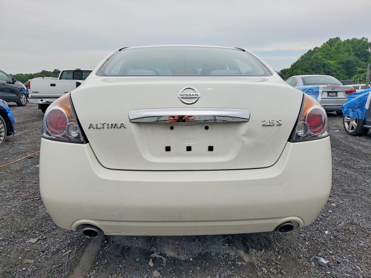 2010 Nissan Altima 2.5 - Фото 6