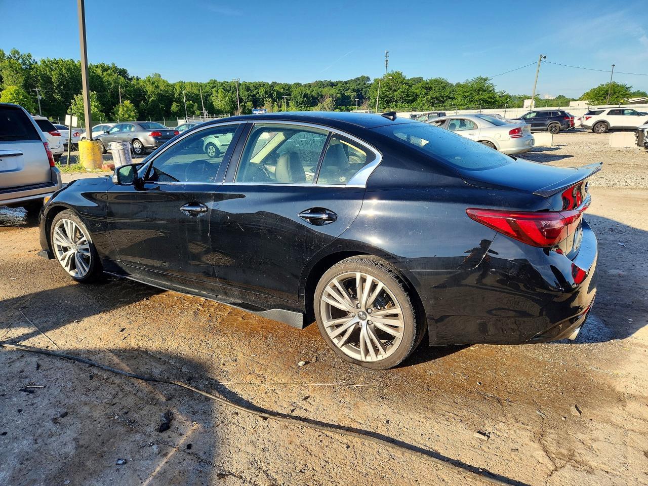 2018 Infiniti Q50 3.0T Luxe - Фото 2