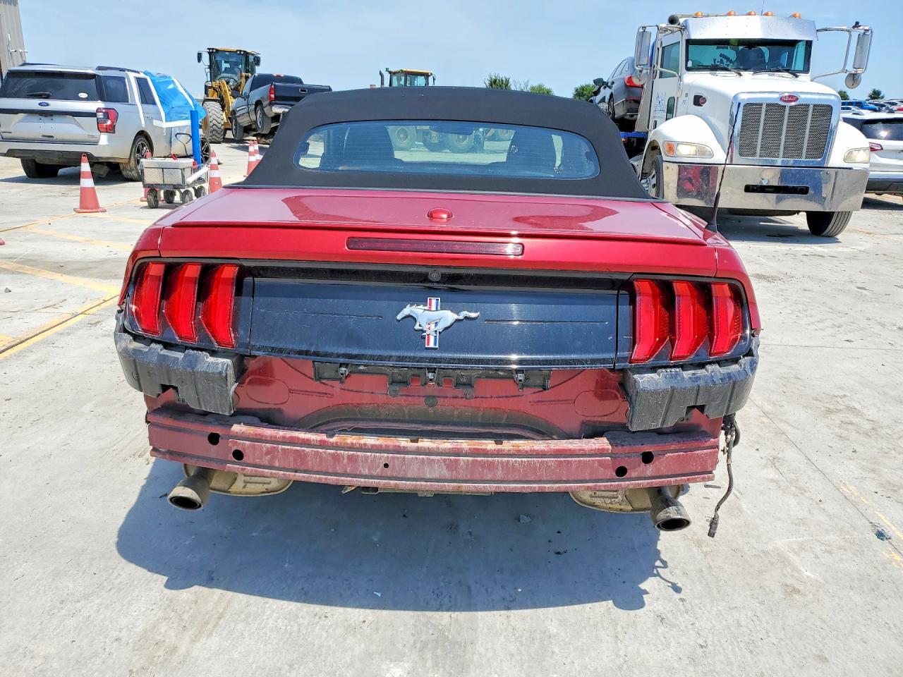 2020 Ford Mustang - Фото 6