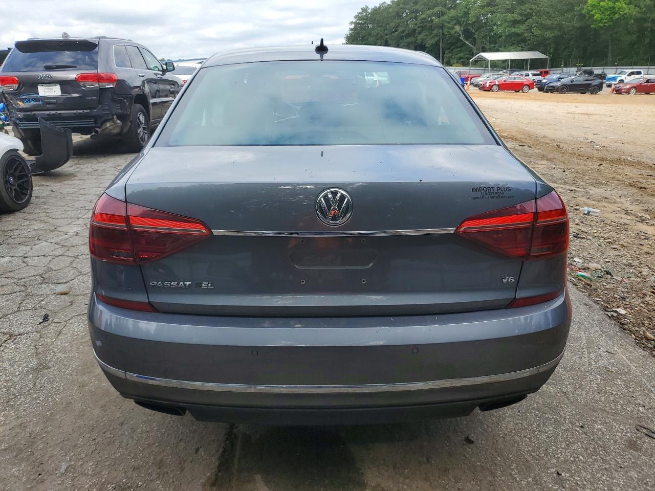 2017 Volkswagen Passat Sel Premium - Фото 6