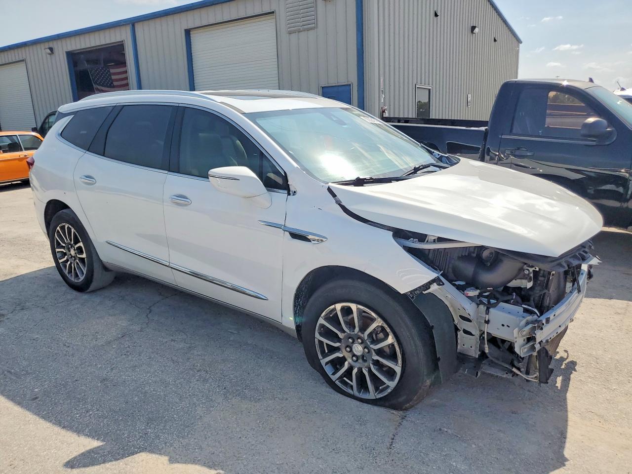 2020 Buick Enclave Premium - Image 4