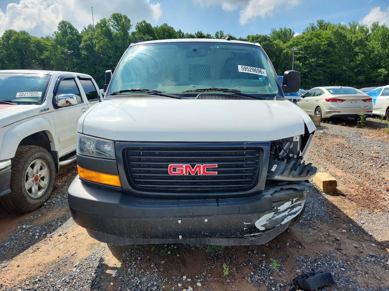 2023 GMC Savana G2500 - Фото 5