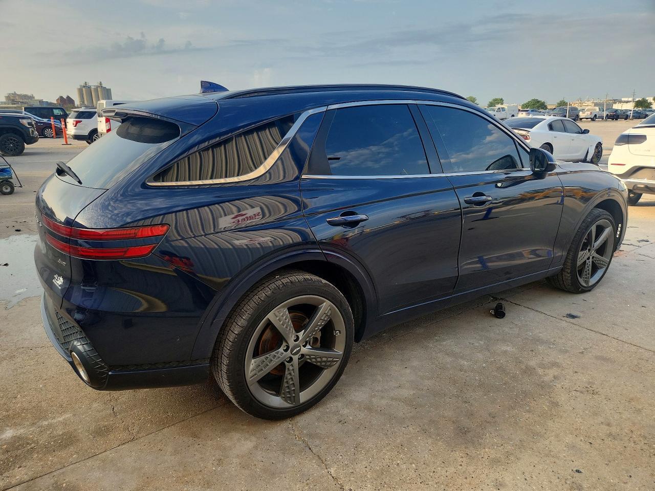 2022 Genesis Gv70 2.5T Standard - Фото 3