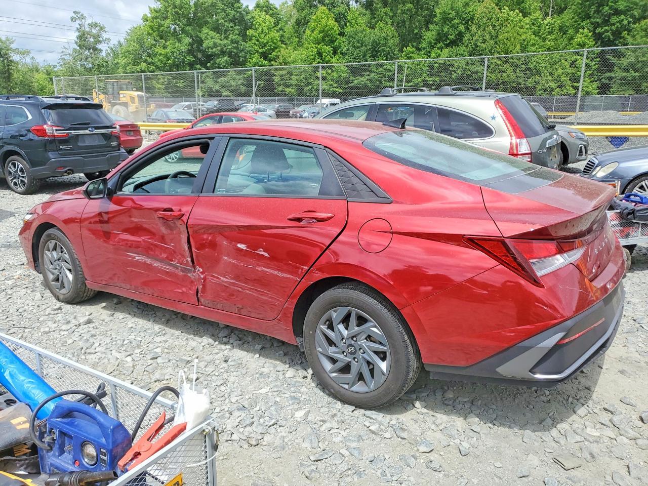 2024 Hyundai Elantra Sel - Фото 2