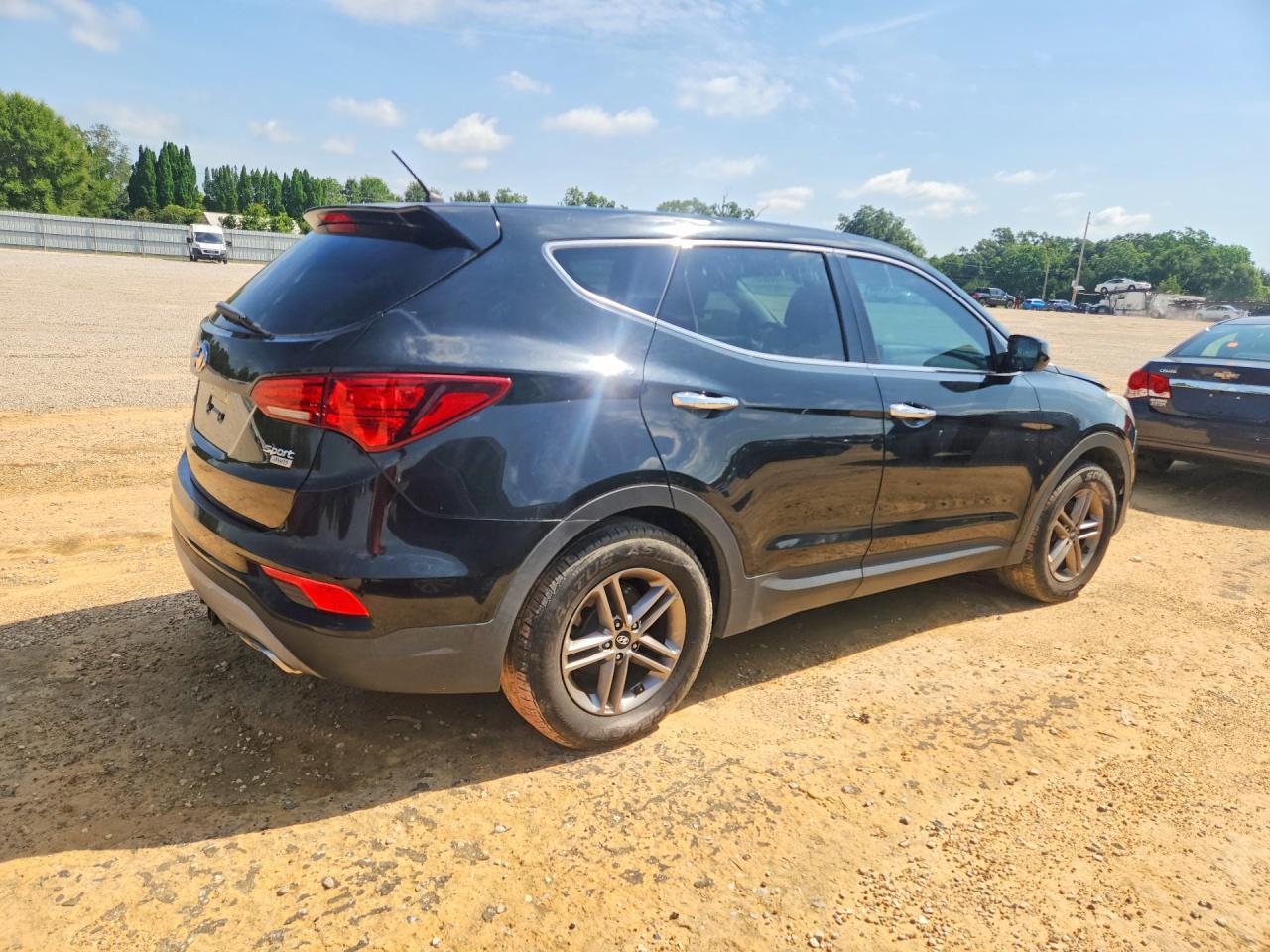 2018 Hyundai Santa Fe Sport 2.4L - Фото 3