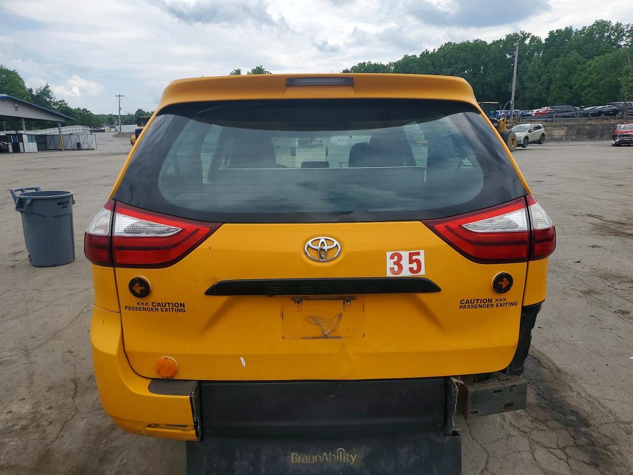 2017 Toyota Sienna L 7-Passenger - Фото 6