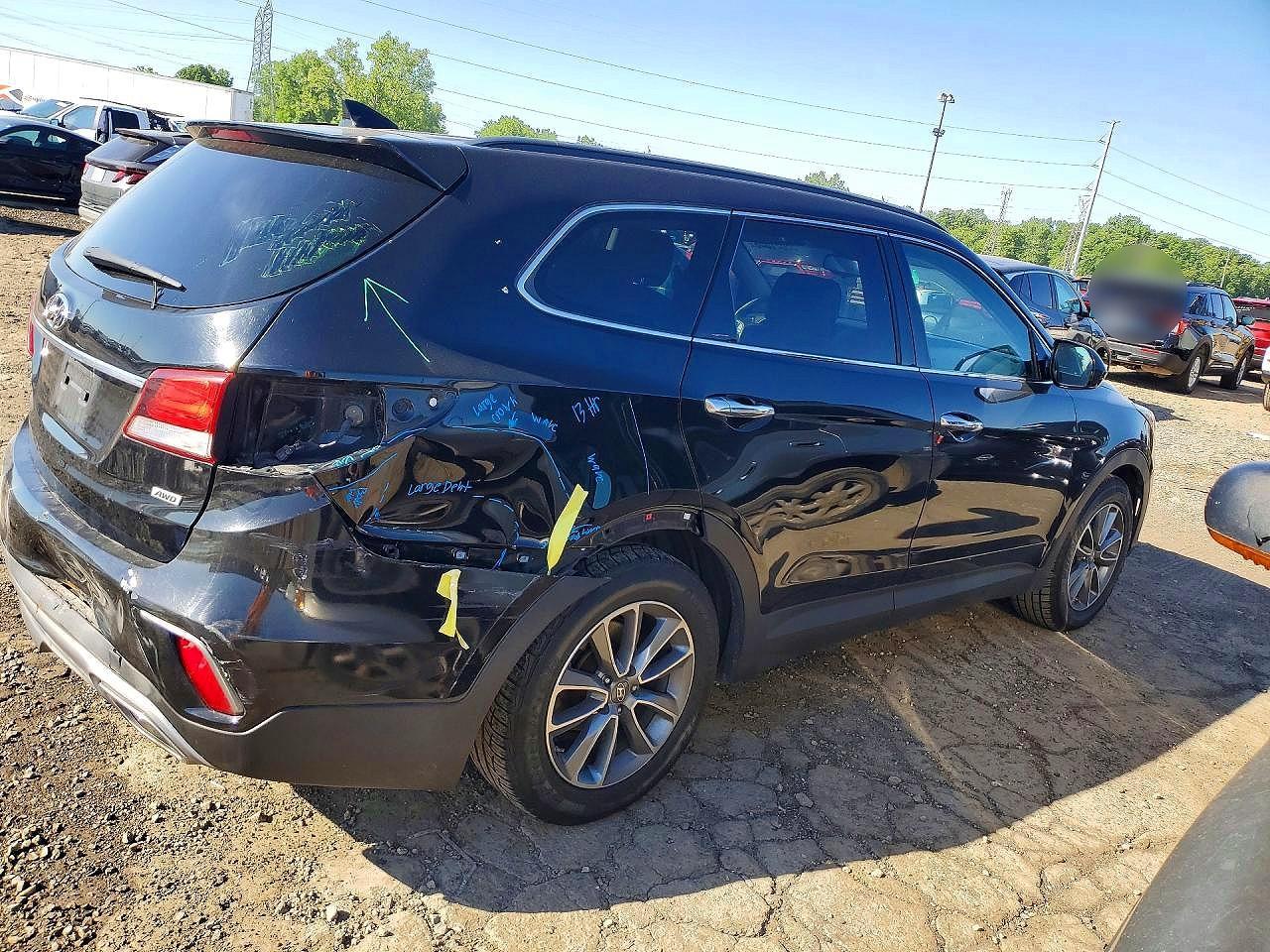 2017 Hyundai Santa Fe Se - Image 3