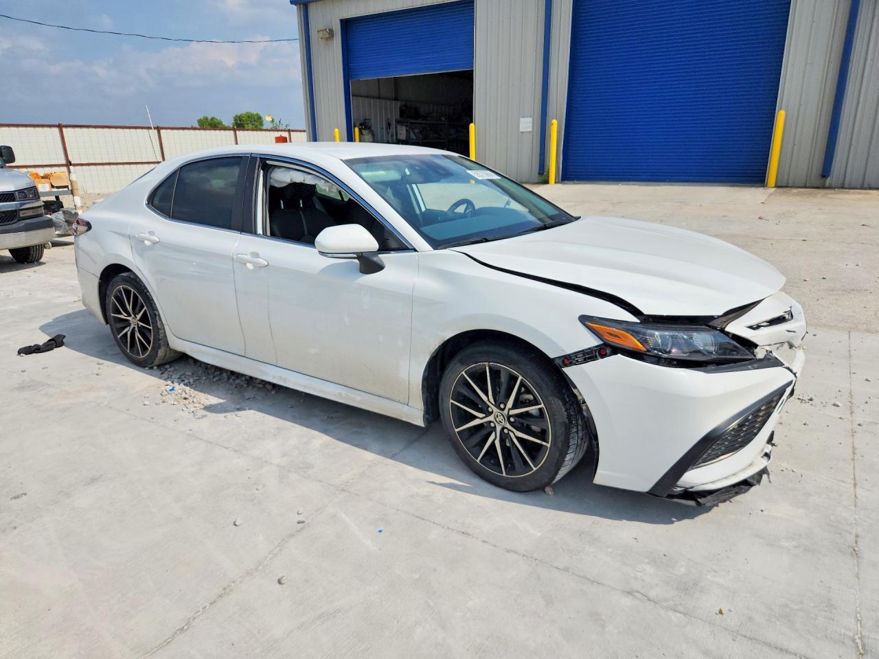 2024 Toyota Camry Se - Фото 4