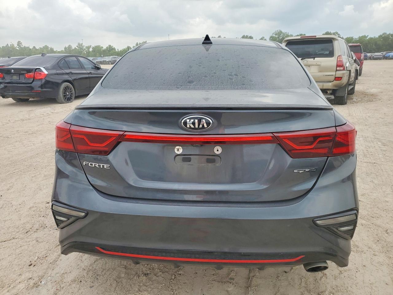 2021 Kia Forte Gt Line - Image 6