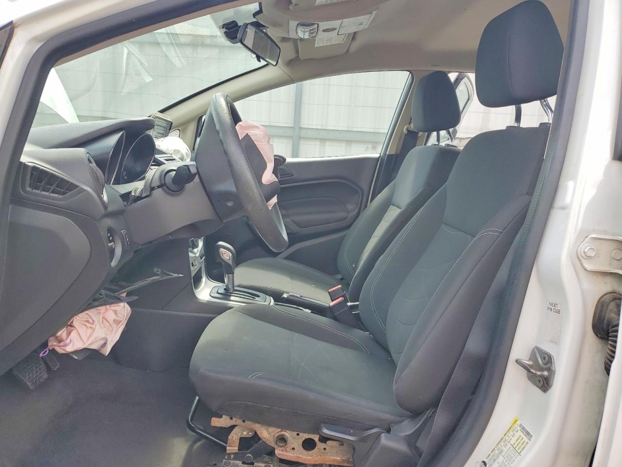 2019 Ford Fiesta Se - Фото 7