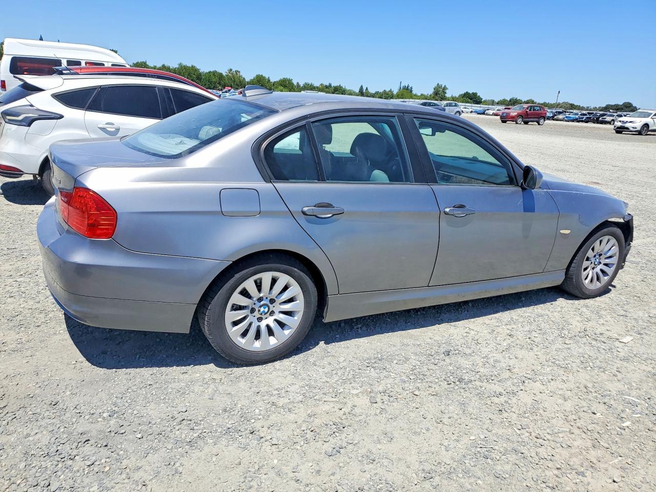 2009 BMW 328 I Sulev - Image 3