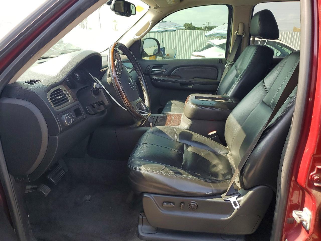 2007 GMC Yukon Denali - Image 7