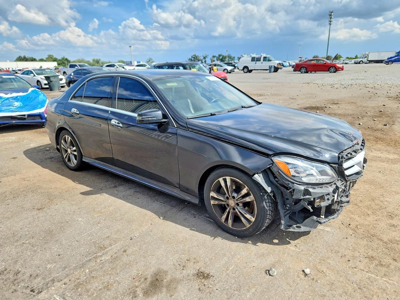 2016 Mercedes-Benz E 350 - Фото 4
