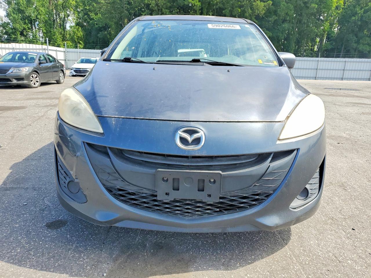 2012 Mazda 5 - Image 5