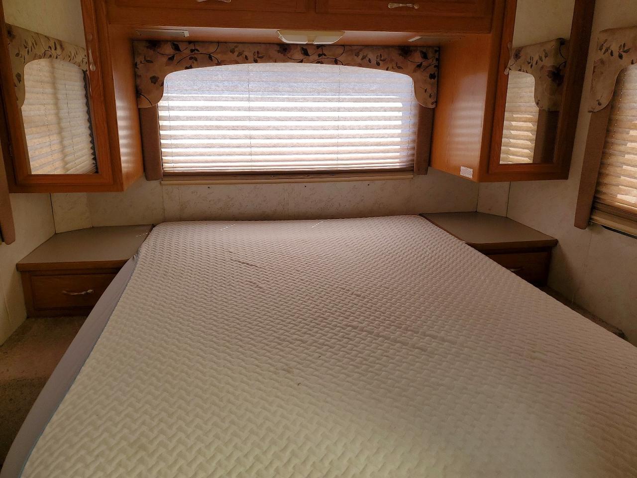 2003 Ford Motorhome - Rv - Image 6