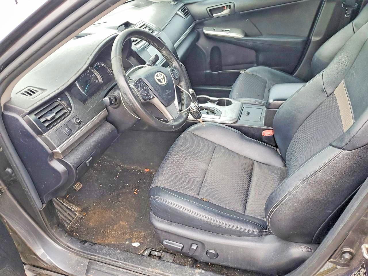 2012 Toyota Camry Se - Фото 7