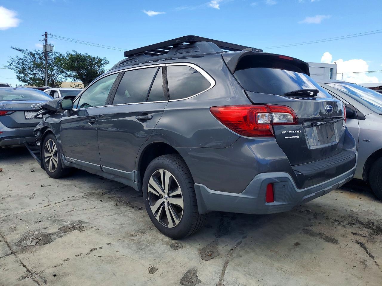 2018 Subaru Outback 3.6R Limited - Фото 2