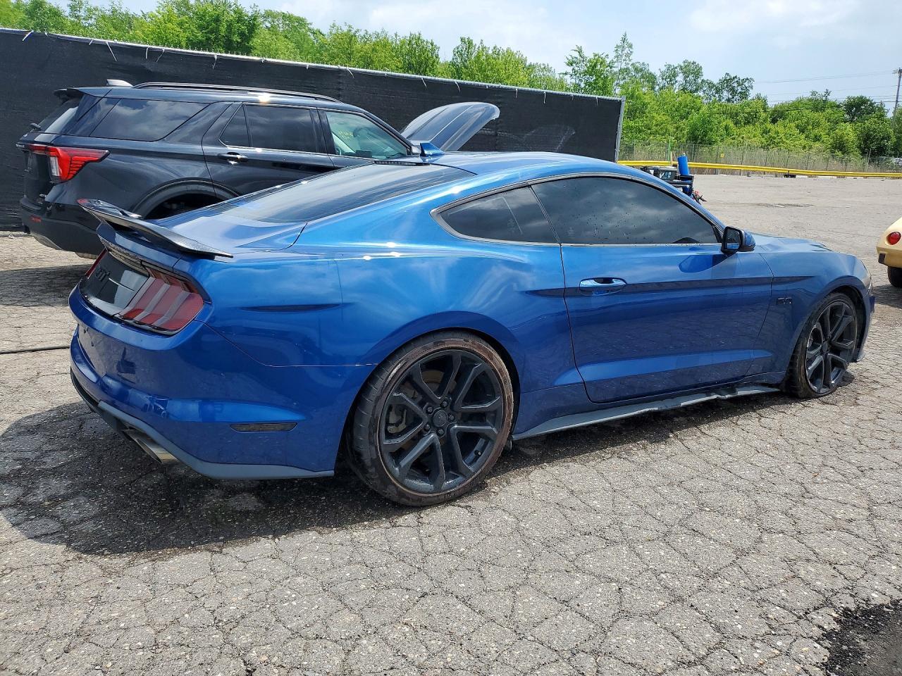 2022 Ford Mustang Gt - Image 3