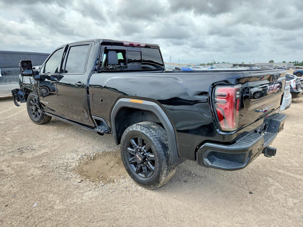 2024 GMC Sierra K3500 At4 - Фото 2