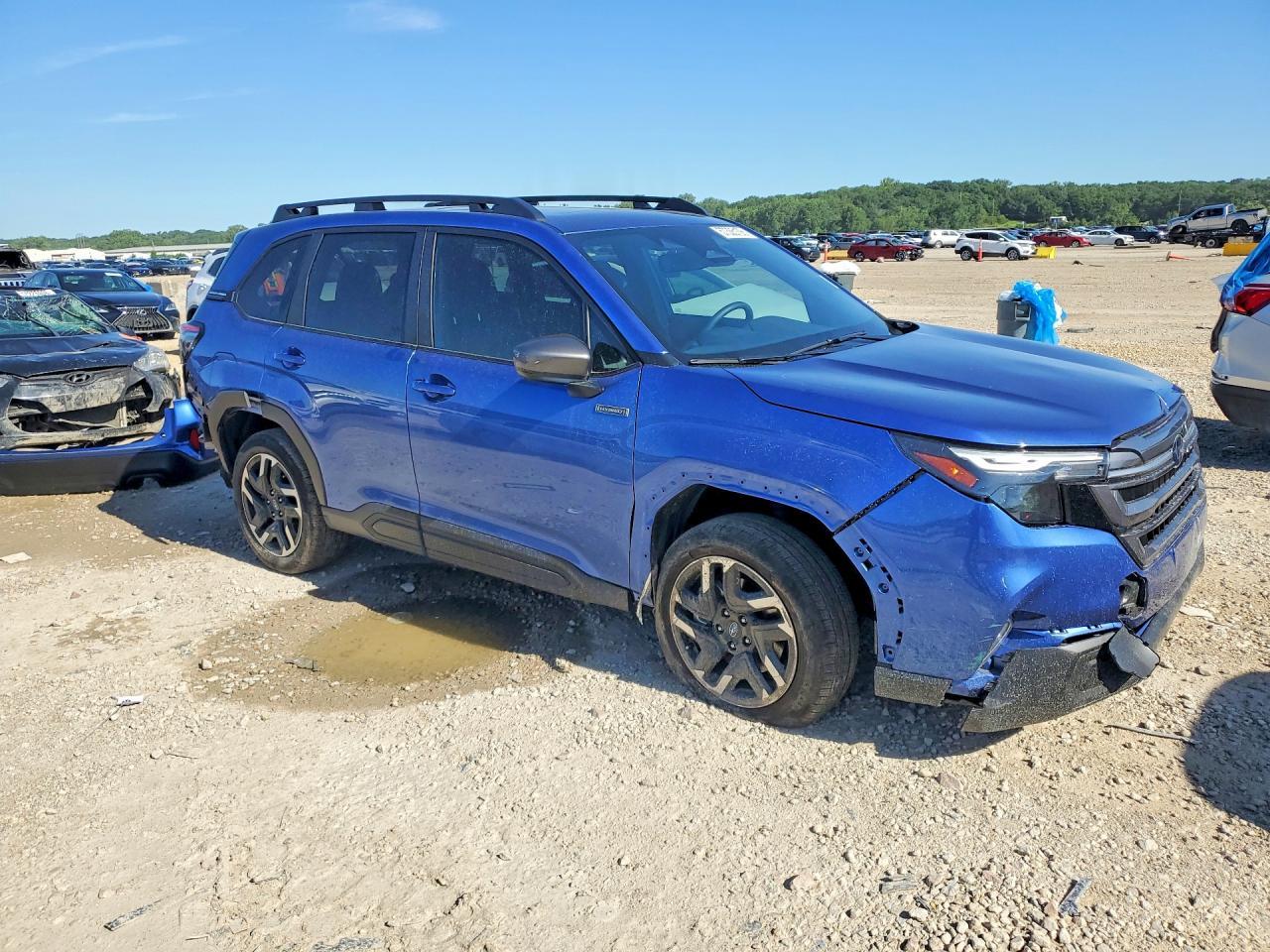 2025 Subaru Forester Premium - Фото 4