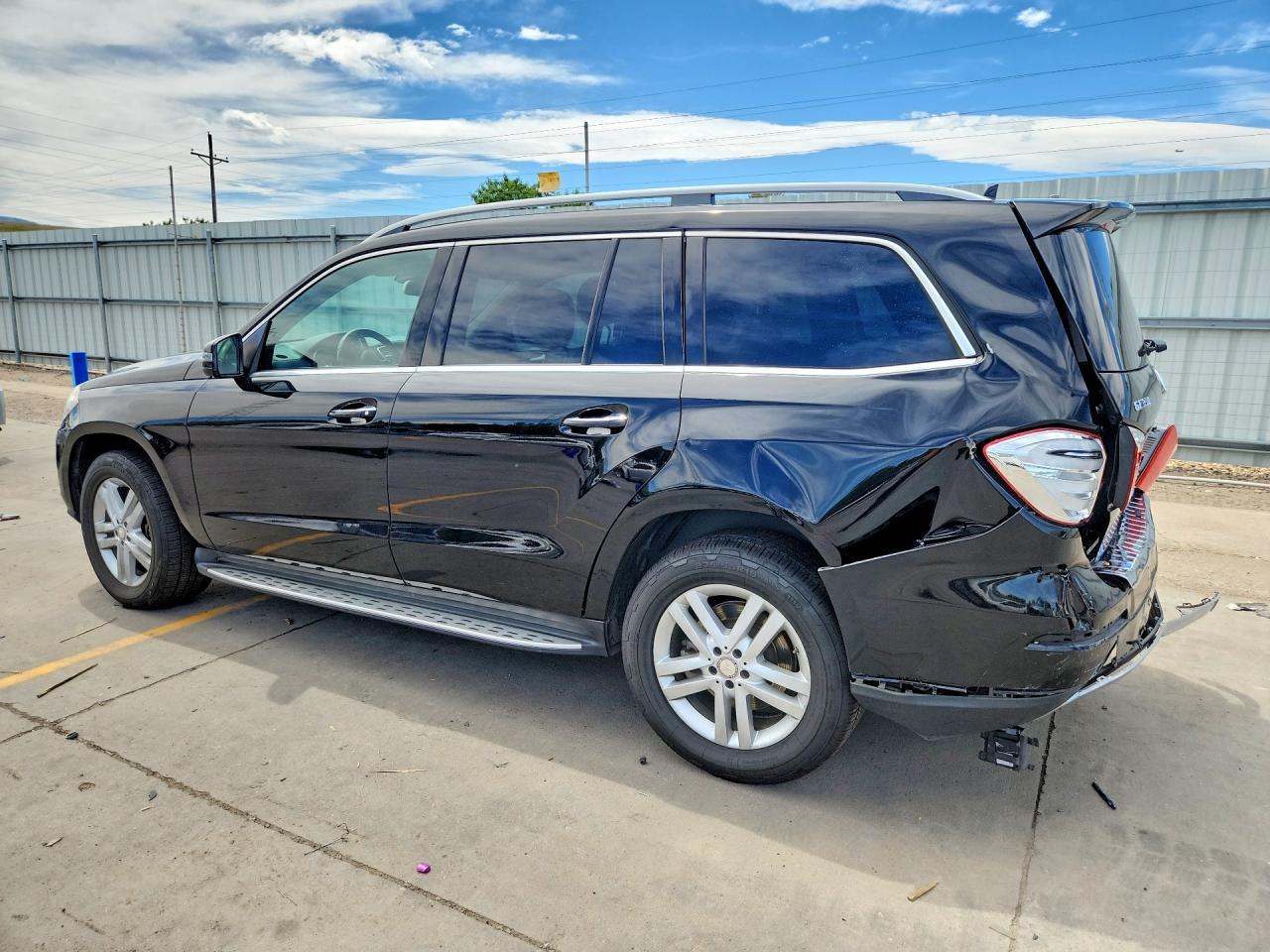 2014 Mercedes-Benz Gl 350 Bluetec - Image 2