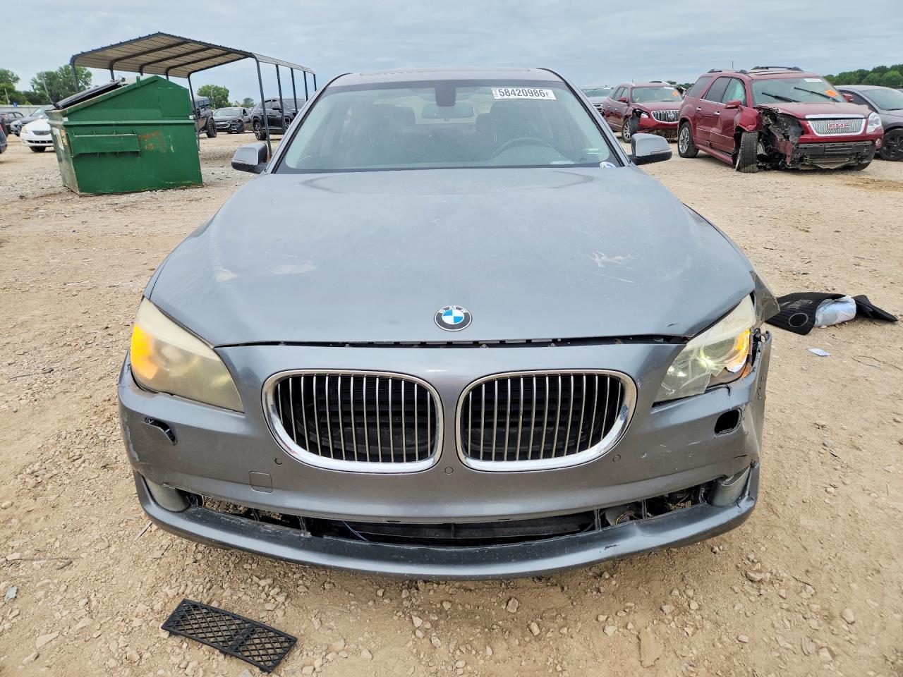 2014 BMW 740 I - Фото 5