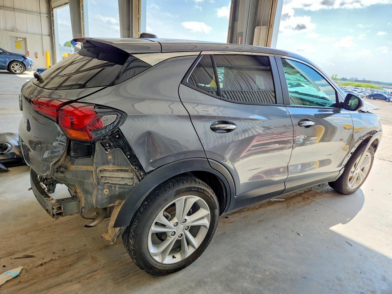 2022 Buick Encore Gx Preferred - Image 3