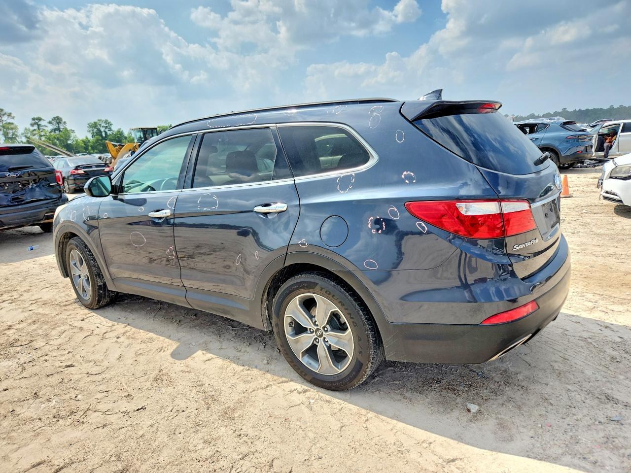 2016 Hyundai Santa Fe Se - Фото 2